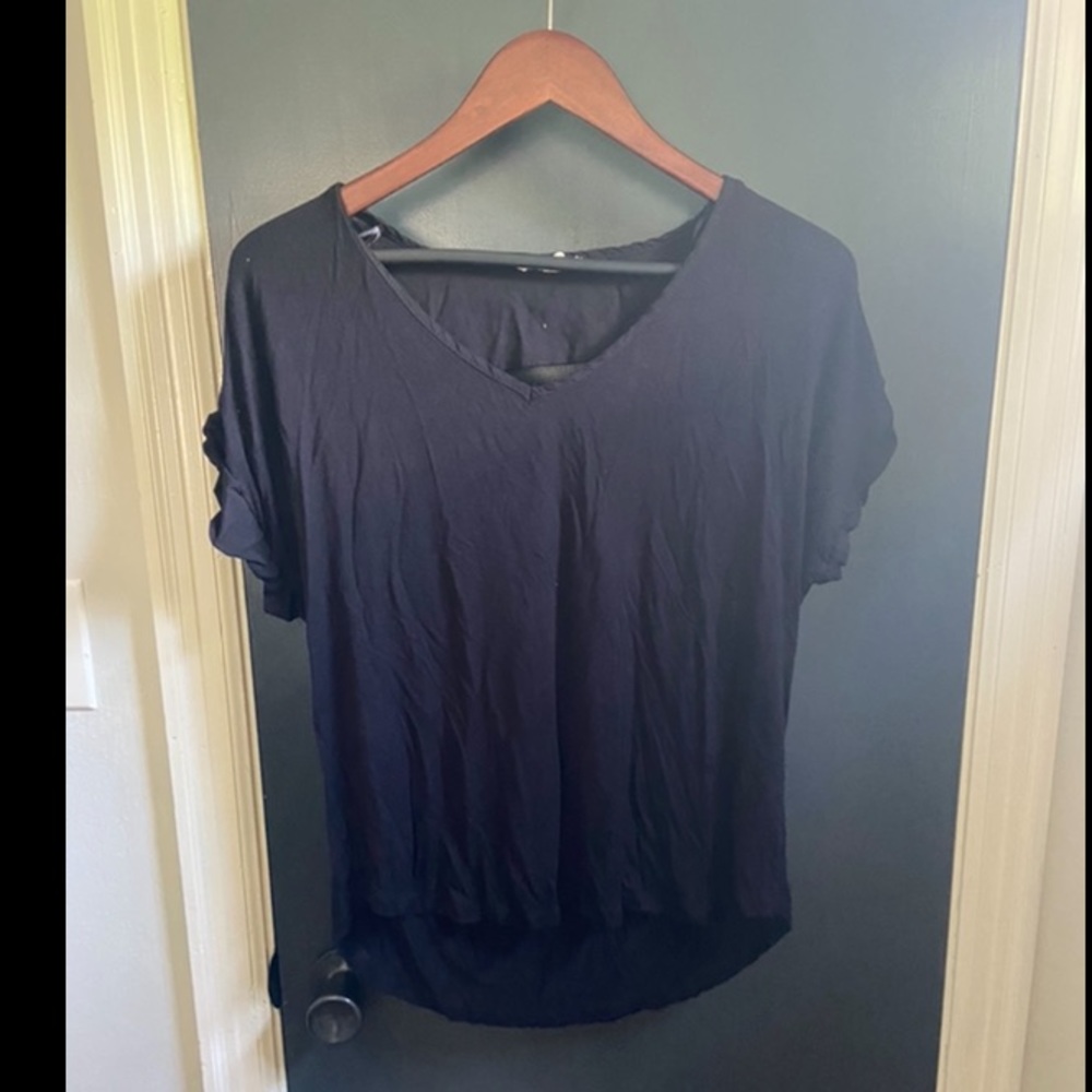 Black cutout back tee